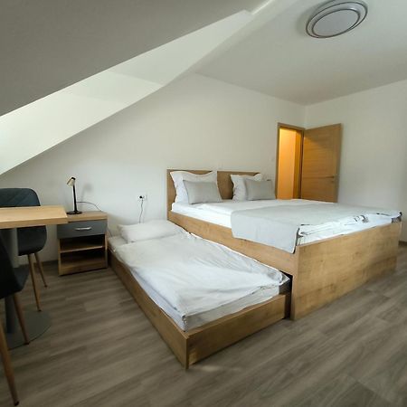 פודצ'טרטק Guesthouse Haler מראה חיצוני תמונה