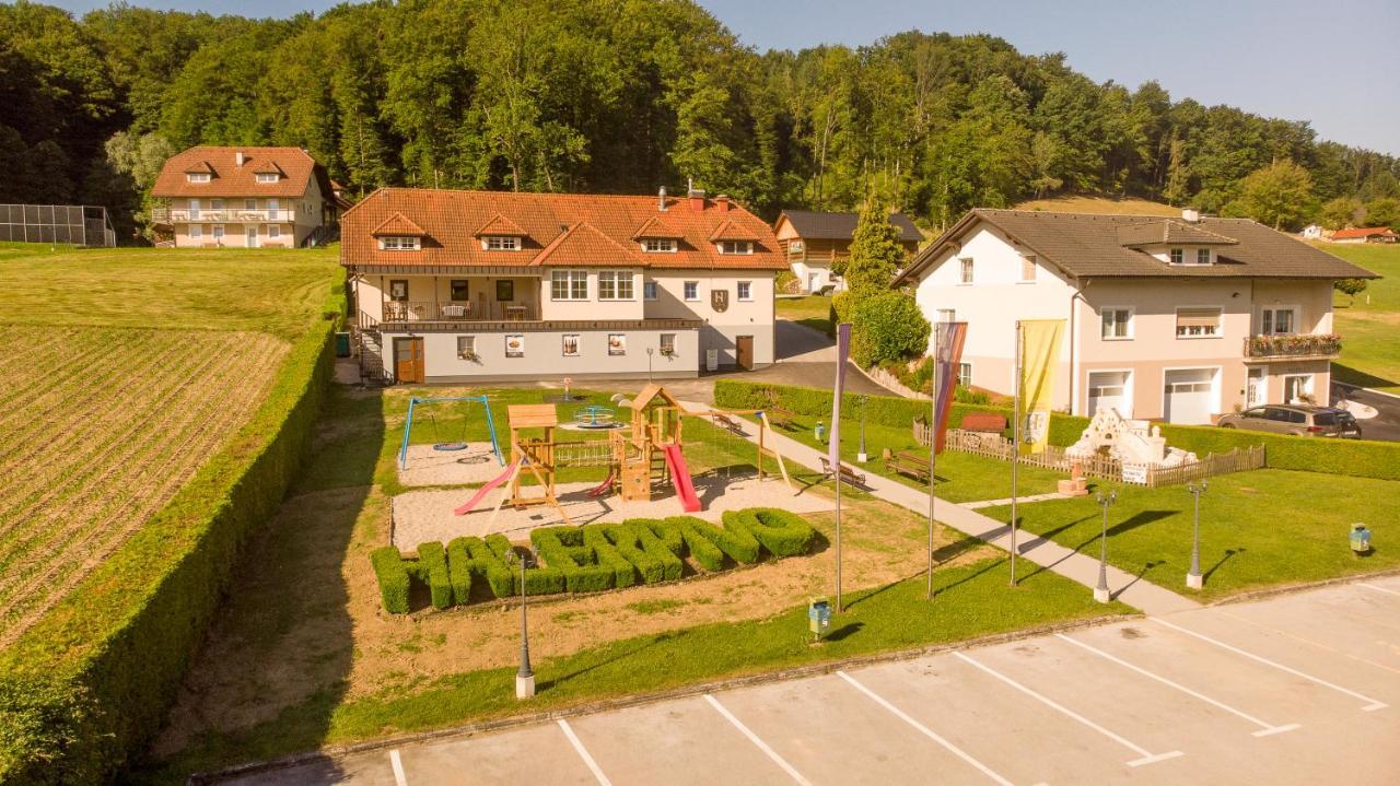 פודצ'טרטק Guesthouse Haler מראה חיצוני תמונה