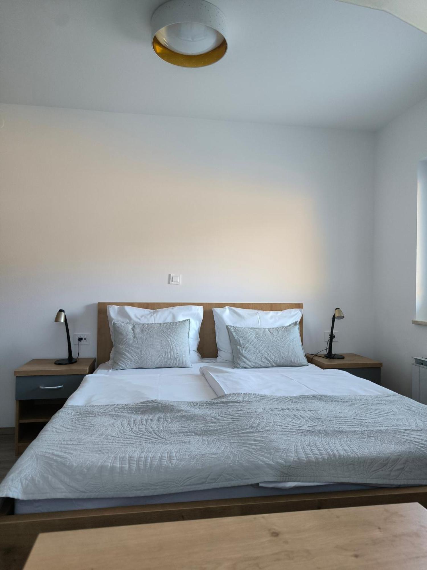 פודצ'טרטק Guesthouse Haler מראה חיצוני תמונה